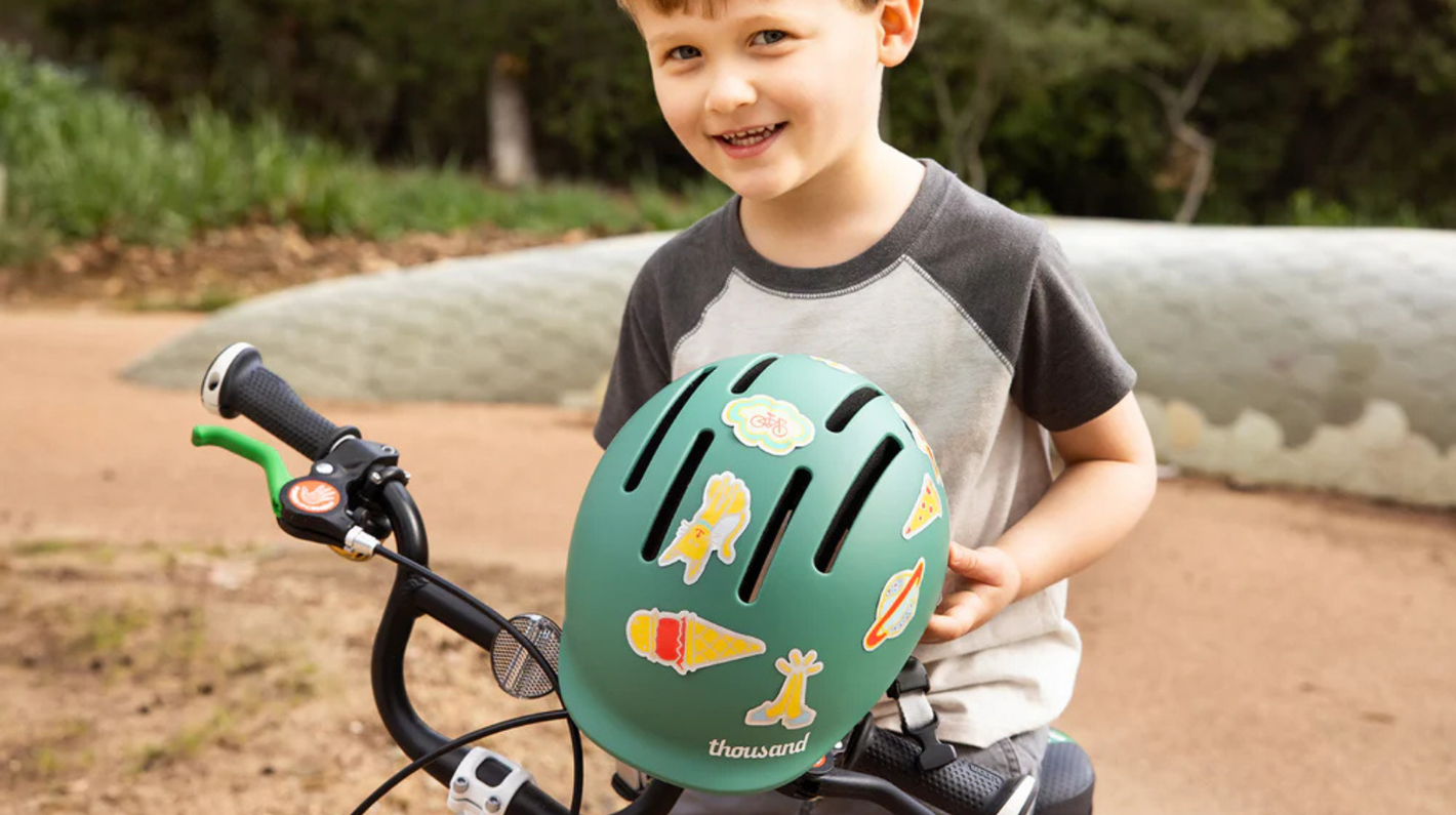 Kids Helmets & Accessories